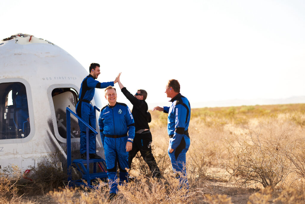Aterragem bem sucedida de uma missão Blue Origin.